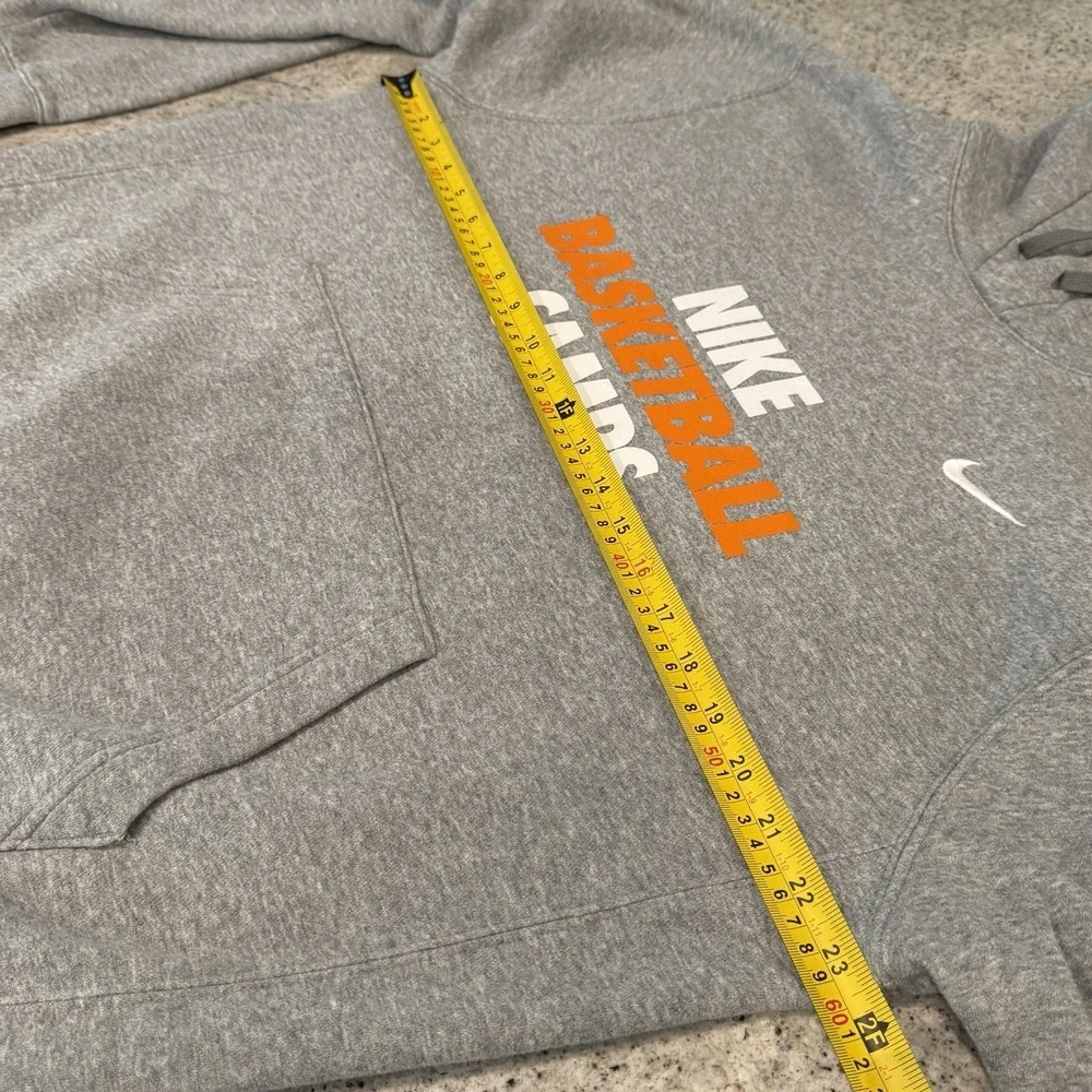Nike Basketball Camps Standard Issue Men's Pullover Hoodie Grey Size Medium NWOT